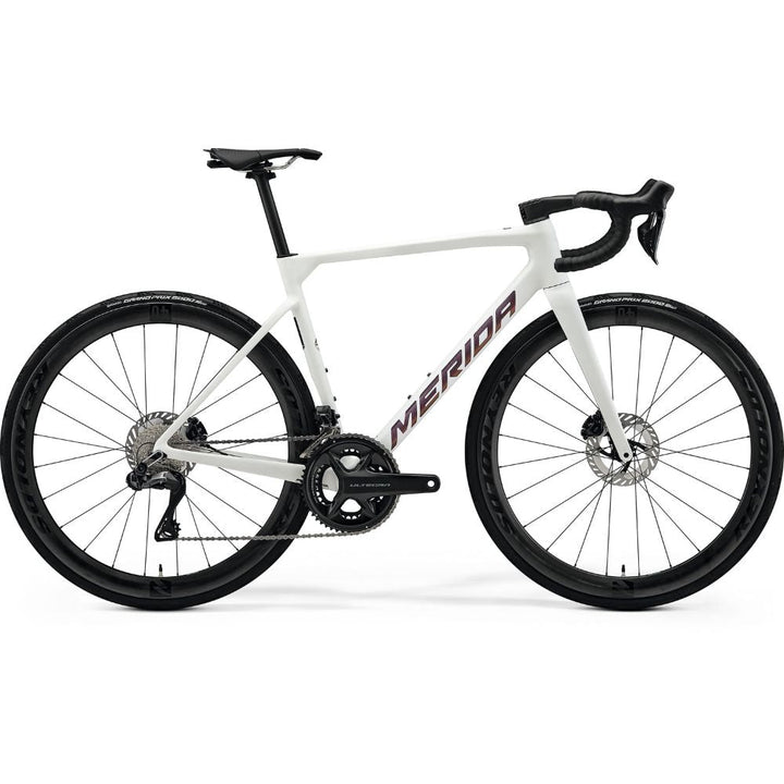 PREVENTA Bicicleta Merida de Ruta Scultura 8000 2026 – Entrega estimada antes del 15 de octubre 2025